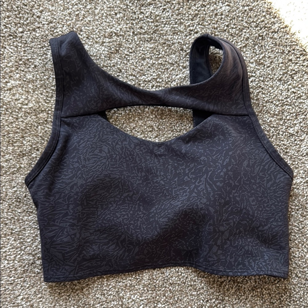 Lululemon Black with subtle Gray design Sports Bra